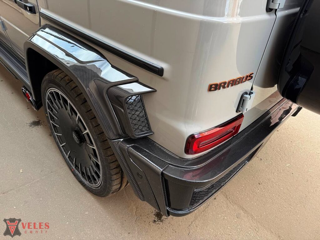 Установка карбонового обвеса G-class