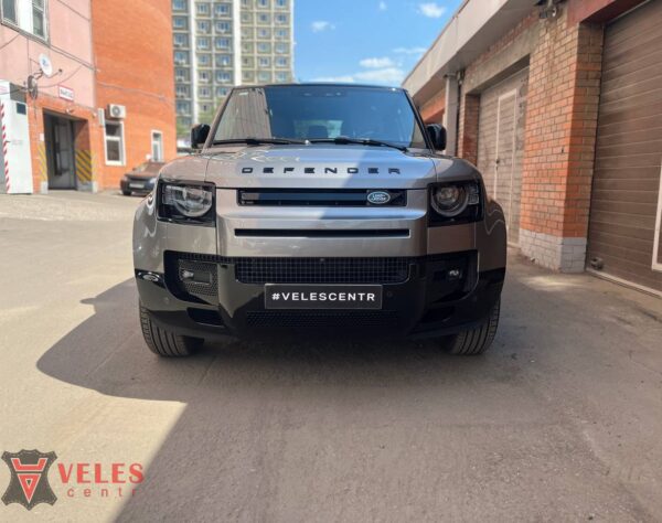 Оклейка пленкой Land Rover