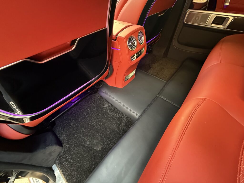 новый салон в старый g class переделка